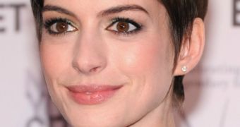 Anne Hathaway cut her own hair for “Les Miserables,” for which she won an Oscar