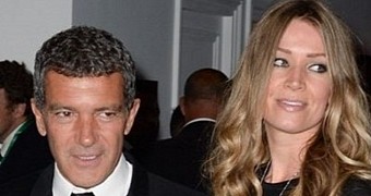 Antonio Banderas Is Now Dating a Young Blond Investment Consultant