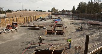Workers kick off construction on Apple's new Santa Clara offices