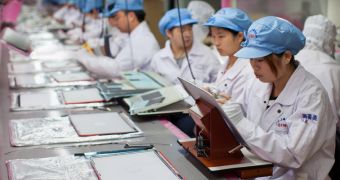 Apple Continues to Address Excessive Work Hours at Supplier Factories