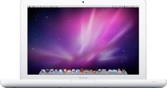 Apple's new, polycarbonate, unibody MacBook