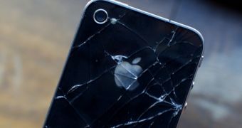 iPhone 4 shattered