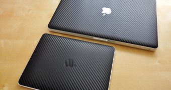 Carbon fiber mod (MacBook and iPad)