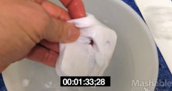 EarPods packaging dissolves in water