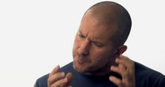 An enthusiastic Jony Ive talking about the aluminum MacBook that Apple had just rolled out in October 2008