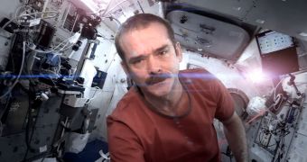 As Farewell, Astronaut Chris Hadfield Shoots Wonderful Cover of Bowie's Space Oddity