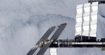 Astronauts Notice Ammonia Leak from One of ISS' Solar Arrays