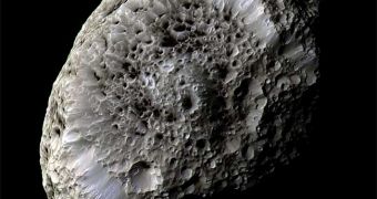 View of Hyperion revealing details across its surface, obtained during Cassini's flyby in Sept 2005.