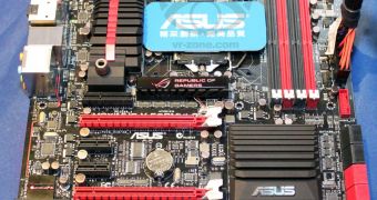 Asus ROG Maximus V Formula Intel Z77 Motherboard Detailed