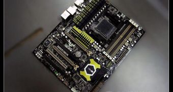 Asus 990FX Sabertooth AMD Bulldozer motherboard