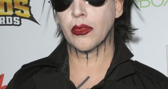 Marilyn Manson, 43, is reportedly dating 27-year-old Avril Lavigne