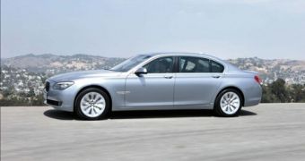 BMW's New and Improved ActiveHybrid 7 Soon Available