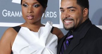 Jennifer Hudson and fiancé David Otunga are expecting a child, friend of the singer reveals