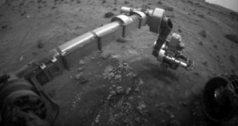 Spirit moved its robotic arm during the rover's 1,277th Martian day (Aug. 6) for the first time in 20 days