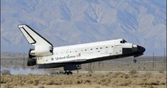 Bad Weather Forces Endeavour to Land in California