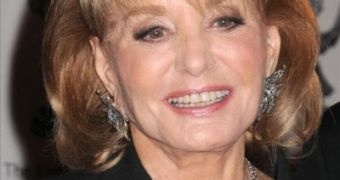 Barbara Walters will undergo surgery to replace defective heart valve