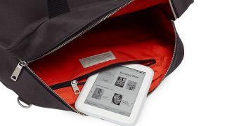 Barnes & Noble Takes a Hit at the UK Market Once Again, Launches NOOK GlowLight