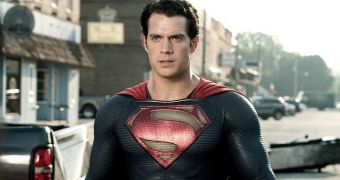 Henry Cavill will reprise his role as Superman in “Batman V. Superman: Dawn of Justice,” 2016
