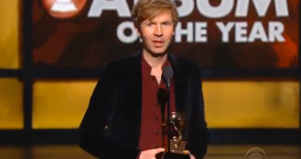 Beck called a “thief” by disgruntled Beyonce fan