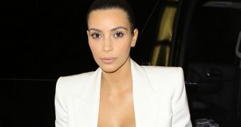 Kim Kardashian will marry Kanye West in Paris in May 2014