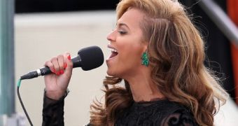Beyonce sings the National Anthem at the 2013 Presidential Inauguration
