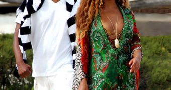 Jay-Z and Beyonce are having serious marital issues, he’s reportedly been acting “like a single man”