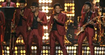 Bruno Mars performs “Treasure” at the Billboard Music Awards 2013