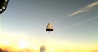 New Shepard in mid-flight, above its West Texas launch pad