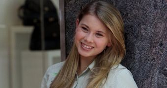 Bindi Irwin is all grown up in new promo photo: she’s 14