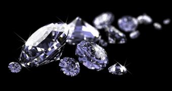 Birmingham Estate and Jewelry Buyers redefines luxury with diamond and gold bra worth $1 million (€819,672)
