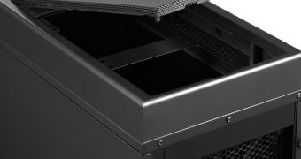 BitFenix Ghost PC Case Fades into View