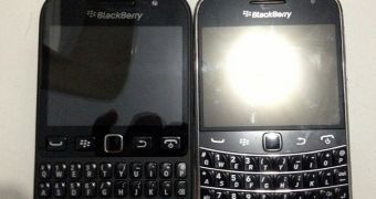 Leaked BlackBerry 9720 photo