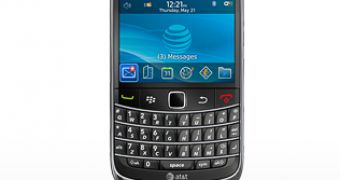BlackBerry Bold 2 available now from AT&T