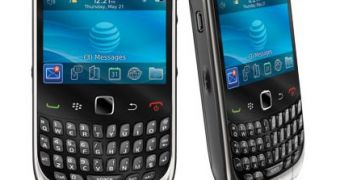 BlackBerry Curve 3G and Pearl 3G Land at AT&T