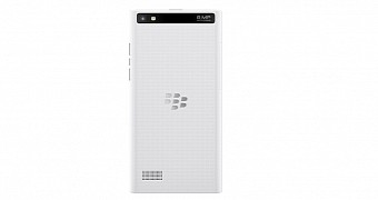 BlackBerry Leap in white