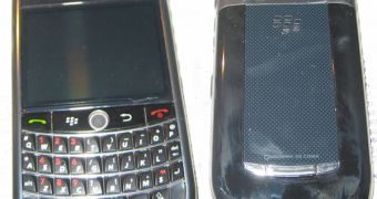 BlackBerry 9630 Niagara leaked photo