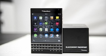 BlackBerry Passport frontal view