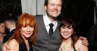 Blake Shelton and Kelly Clarkson have been good friends for years