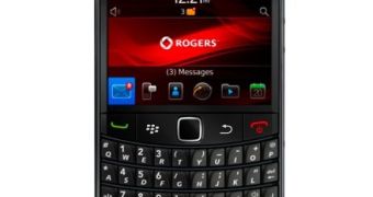 Bold 9780, Palm Pre 2 En Route to Rogers Canada