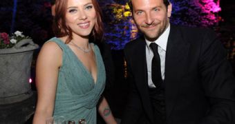 Report claims Bradley Cooper and Scarlett Johansson may be dating