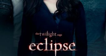 Summit Entertainment releases new official poster for “The Twilight Saga: Eclipse”