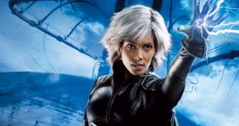Director of the latest X Men movie denies that Halle Berry's Storm was cut from the film