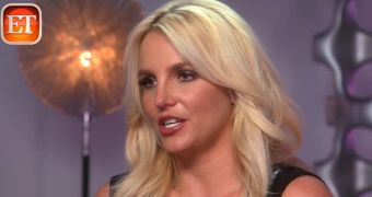 Britney Spears gushes about boyfriend David Lucado, says she loves him