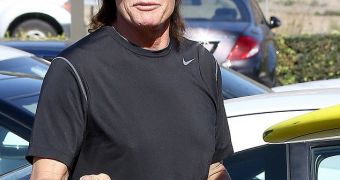 Bruce Jenner's new manicure sparks controversy as to whether he's considering to become a woman