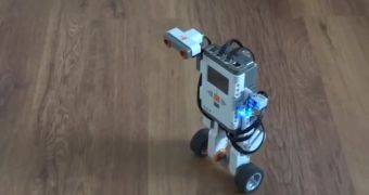 Segway-like LEGO robot with Dexter Industries IMU sensor