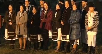 The choir singing on Romanian National TV