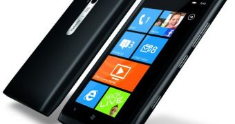 Nokia Lumia 900 (matte black)