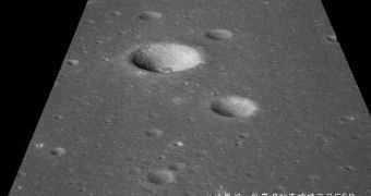 CNSA Releases First Images from Chang'e 2 Probe