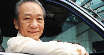 70-year-old cabbie Sia Ka Tian from Singapore returned $900,000 (€700,000) found in his car