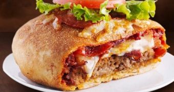 Canadian Pizza Chain Introduces Pizzaburger – Video